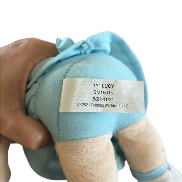 Peanuts Plush Lucy Doll Hawaii 11” Blue White New with Tags! - Picture 3 of 5